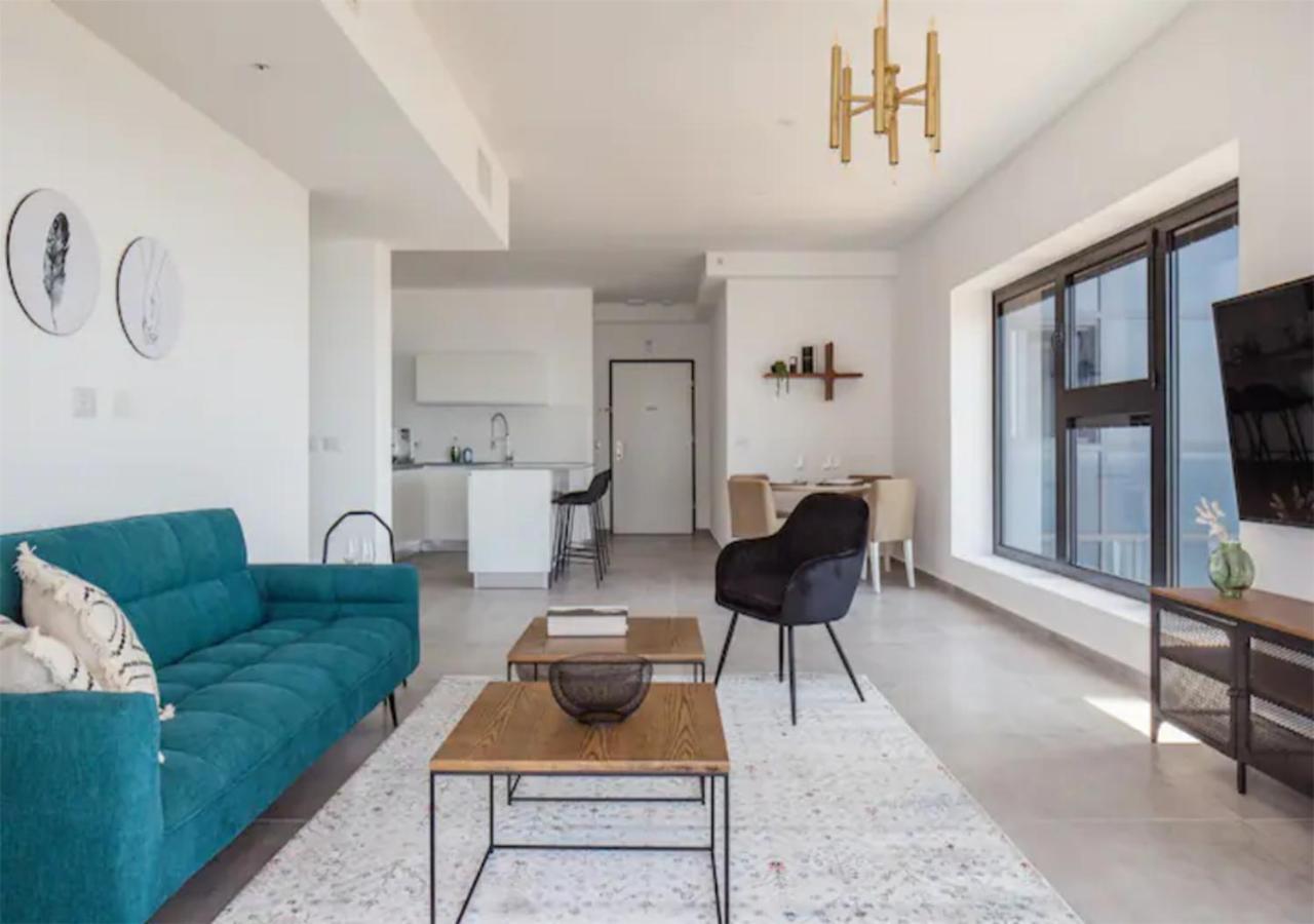 O&O Group- Magical 4Br Apt With Panoramic Sea View Bat Yam Eksteriør billede