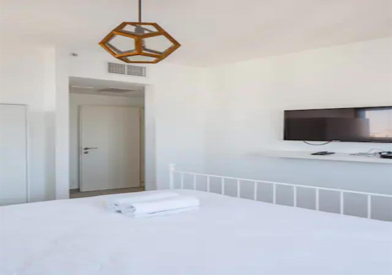 O&O Group- Magical 4Br Apt With Panoramic Sea View Bat Yam Eksteriør billede