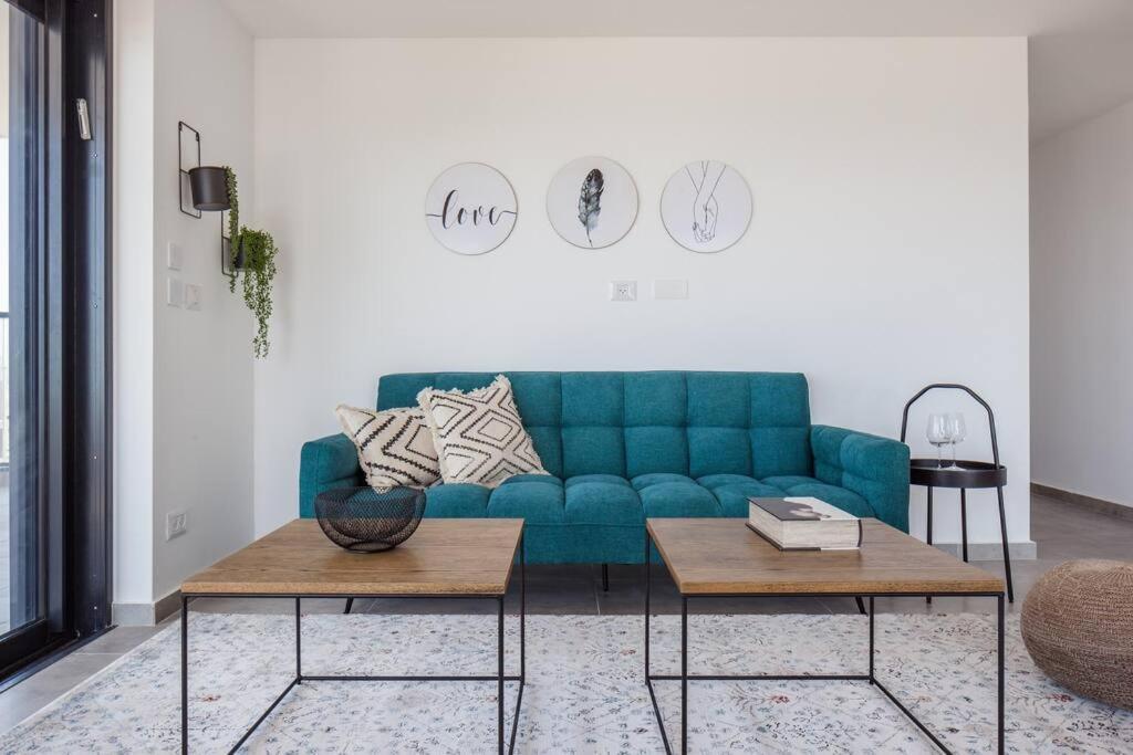 O&O Group- Magical 4Br Apt With Panoramic Sea View Bat Yam Eksteriør billede