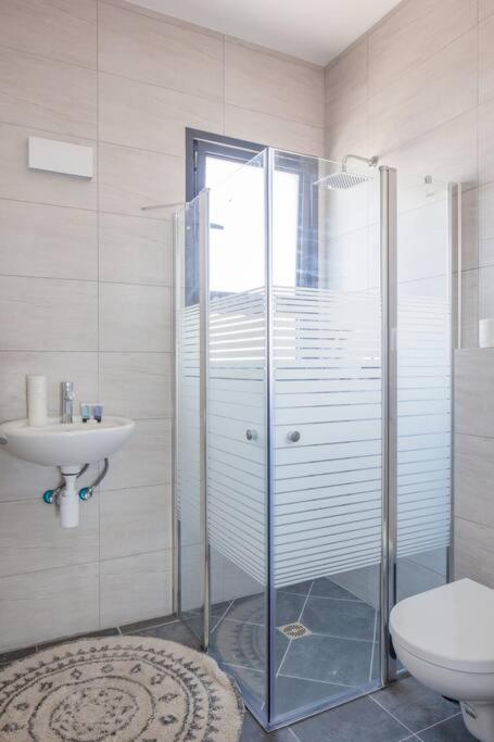 O&O Group- Magical 4Br Apt With Panoramic Sea View Bat Yam Eksteriør billede