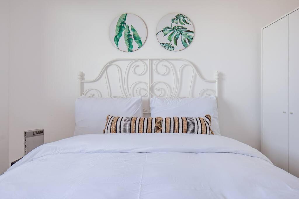 O&O Group- Magical 4Br Apt With Panoramic Sea View Bat Yam Eksteriør billede