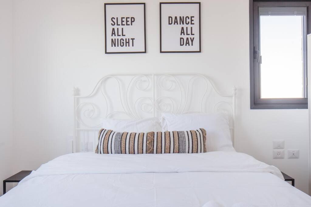 O&O Group- Magical 4Br Apt With Panoramic Sea View Bat Yam Eksteriør billede