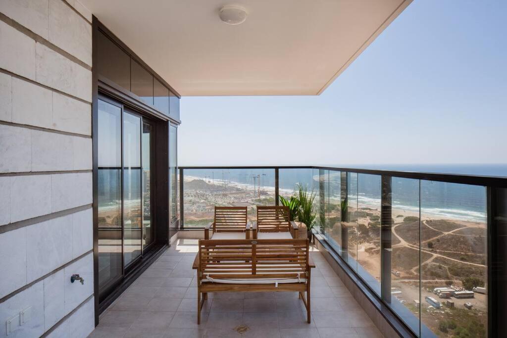 O&O Group- Magical 4Br Apt With Panoramic Sea View Bat Yam Eksteriør billede
