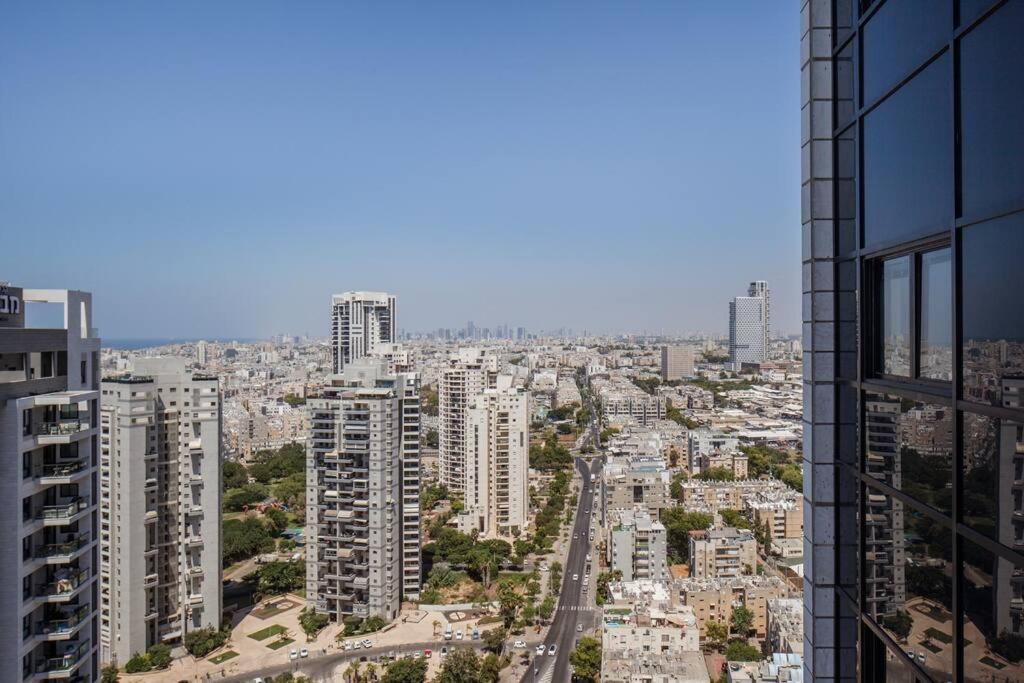 O&O Group- Magical 4Br Apt With Panoramic Sea View Bat Yam Eksteriør billede